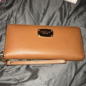 Michael Kors Jet Set Wallet